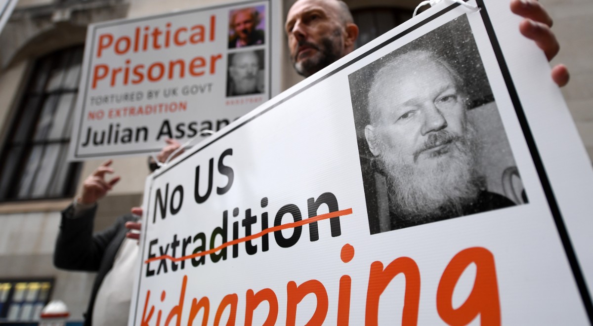 EPA Julian Assange 1200.jpg
