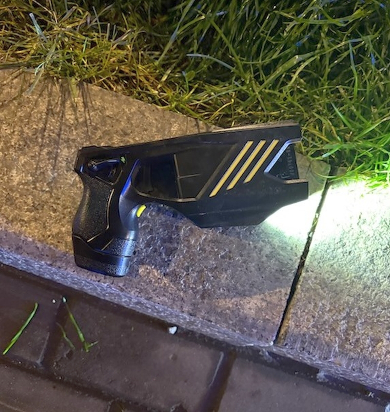 Fałszywy policjant zaatakował strażników miejskich taserem
